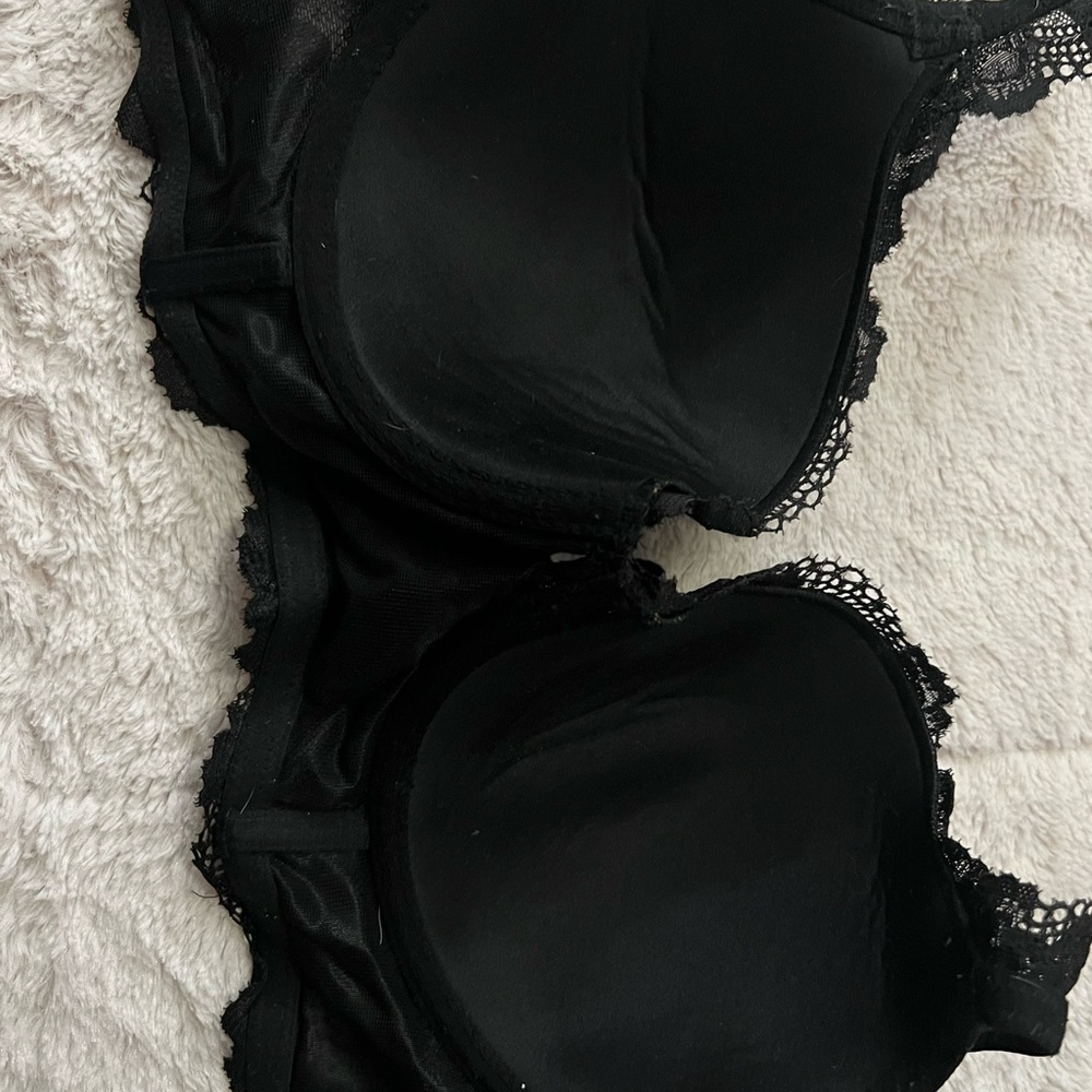 Body by Victoria Victoria’s Secret Bra - Picture 6 of 14